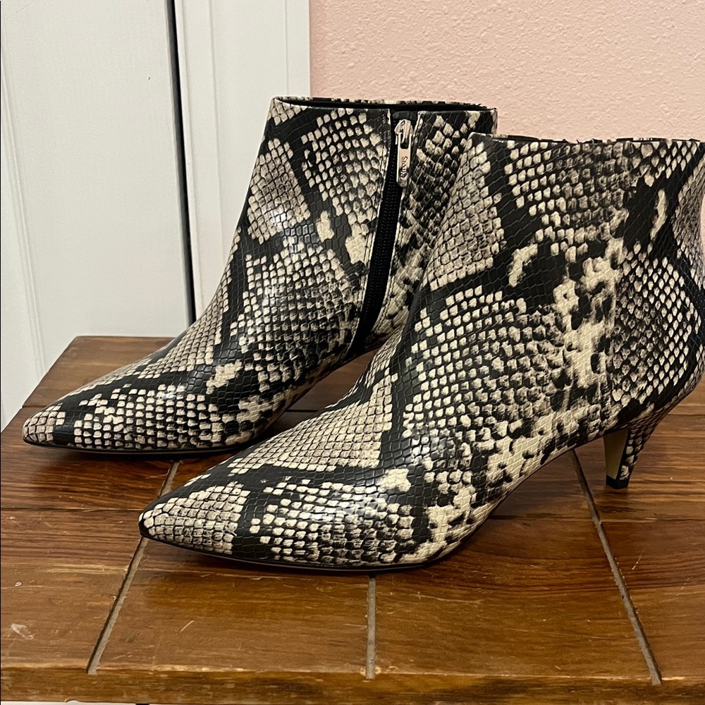 Elegant Snakeskin Pattern Ankle Booties